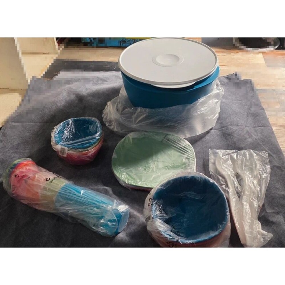 Tupperware everyday serving collection